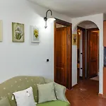 Mughetto Con A/c Appartement